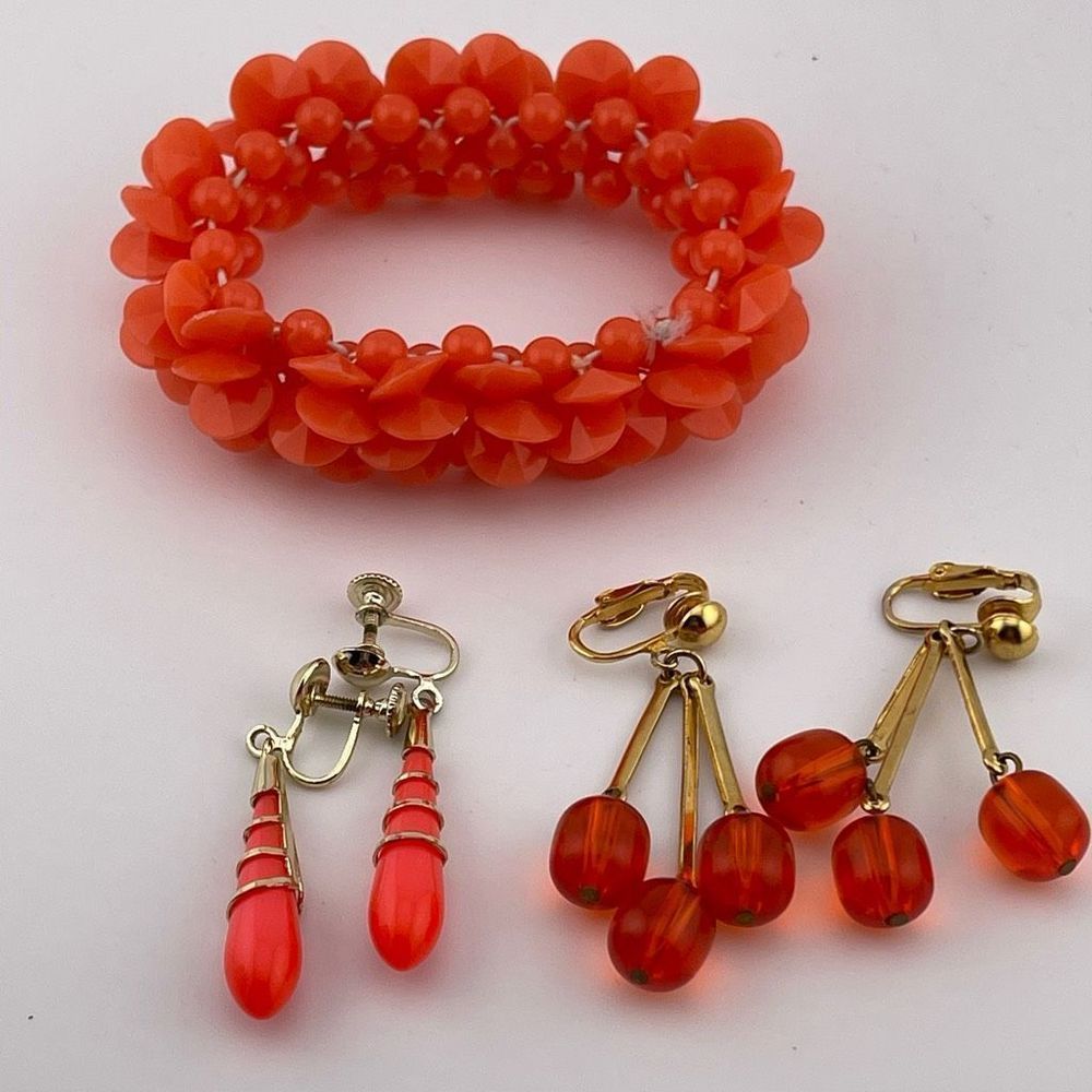 Vintage Jewelry Lot Bracelet Earrings Orange Gold Tone
